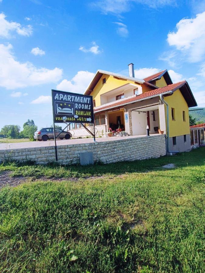 Apartments & Rooms Ramljak Korenica Zewnętrze zdjęcie