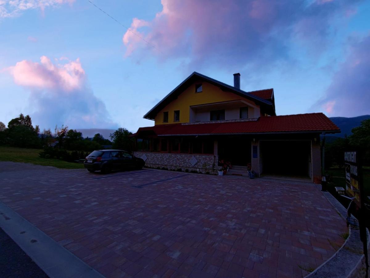 Apartments & Rooms Ramljak Korenica Zewnętrze zdjęcie