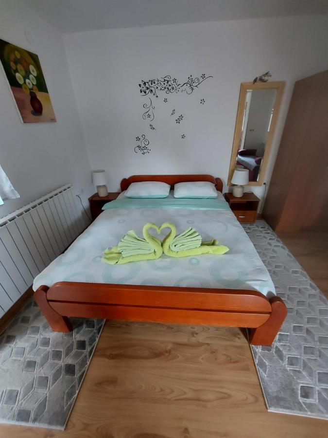 Apartments & Rooms Ramljak Korenica Zewnętrze zdjęcie